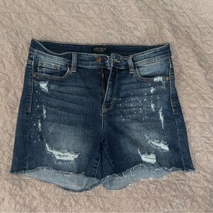 JUDY BLUE PAINT SPLATTER DISTRESSED SHORTS
